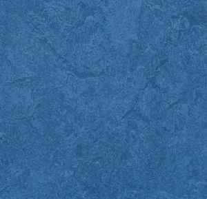 83110 dark blue