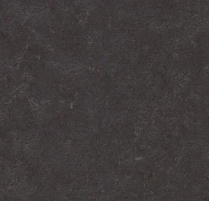 t3707 black hole